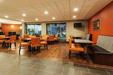 ホテル Holiday Inn Express & Suites Rapid City, An Ihg