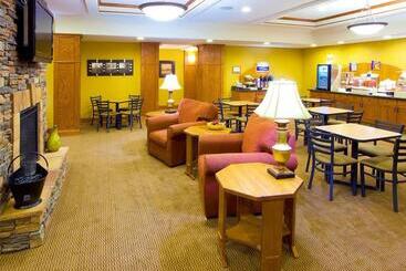Holiday Inn Express Hotel & Suites Weston, An Ihg