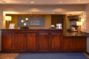 Отель Holiday Inn Express Morgantown, An Ihg