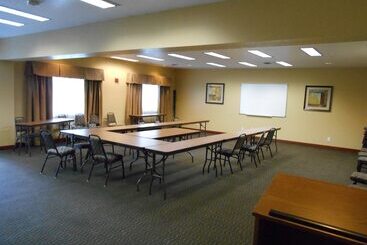 Отель Holiday Inn Express Morgantown, An Ihg