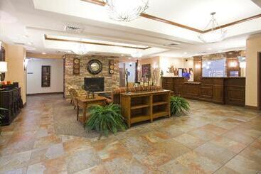 هتل Holiday Inn Express Airport East, An Ihg