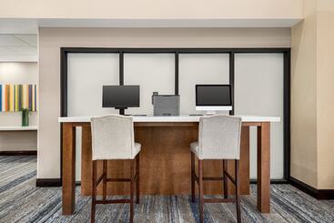 هتل Holiday Inn Express & Suites Mobile West I 10, An Ihg