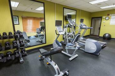 هتل Holiday Inn Express & Suites Wilmington University Center, An Ihg