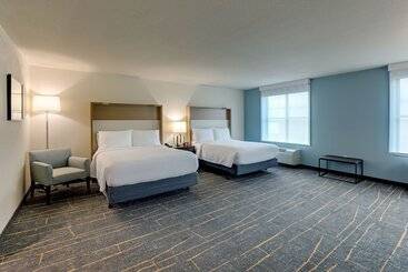 هتل Holiday Inn Mobile Airport, An Ihg
