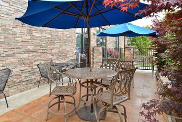 هتل Holiday Inn Montgomery South Airport, An Ihg