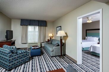 هتل Homewood Suites By Hilton Portland