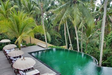 ホテル Komaneka At Rasa Sayang Ubud