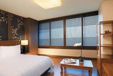 Lotte City Hotel Gimpo Airport