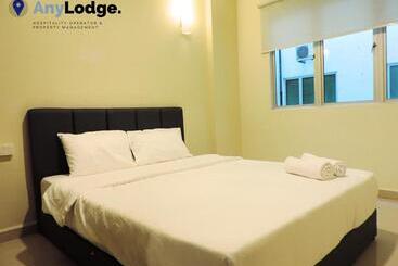 هتل Marina Island Pangkor Resort &