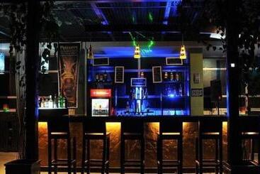 هتل One Tagaytay Place