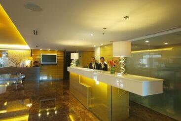 هتل One Tagaytay Place