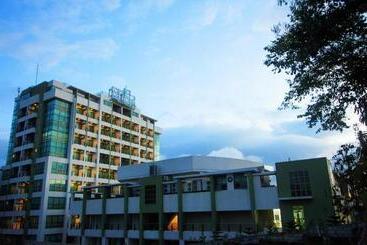 هتل One Tagaytay Place