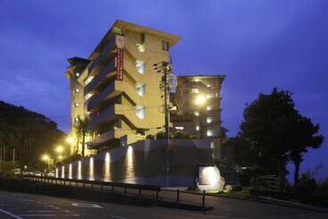 هتل Premier Resort Yuga Iseshima