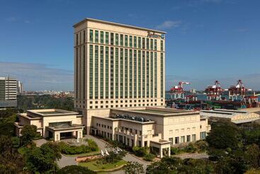 هتل Radisson Blu Cebu