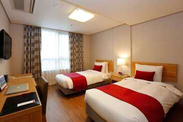 هتل Ramada By Wyndham Seoul Dongdaemun