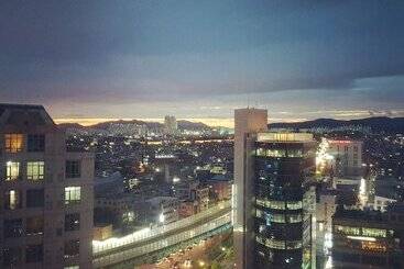 هتل Ramada Plaza By Wyndham Suwon