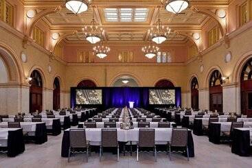 Renaissance Minneapolis Hotel, The Depot