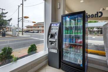هتل Rodeway Inn Oceanview