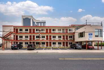 هتل Rodeway Inn Oceanview