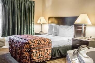 هتل Rodeway Inn Oceanview