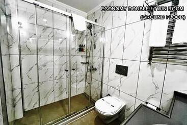 Seraglio Hotel & Suites