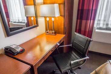 هتل Sleep Inn Long Island City  Manhattan View