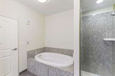 هتل Sleep Inn & Suites Midland West