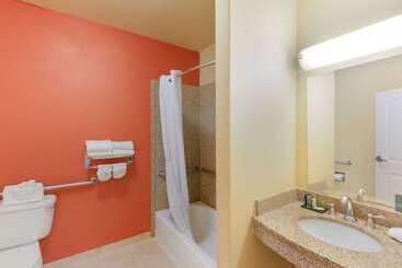 هتل Sleep Inn & Suites Midland West