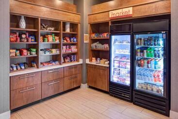 هتل Springhill Suites By Marriott Salt Lake City Airport