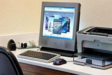 هتل Springhill Suites St. Louis Airport/earth City