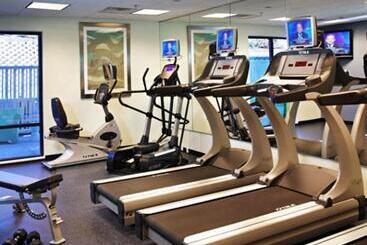هتل Springhill Suites St. Louis Airport/earth City