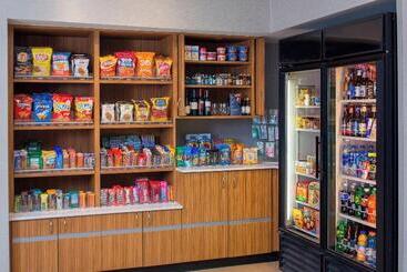 هتل Springhill Suites St. Louis Airport/earth City