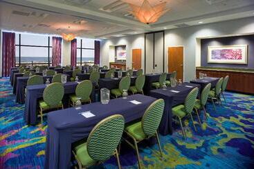 هتل Springhill Suites By Marriott Virginia Beach Oceanfront