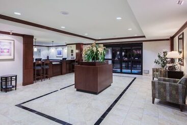 هتل Staybridge Suites El Paso Airport, An Ihg