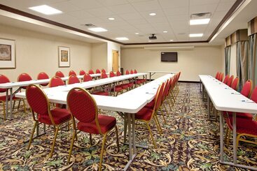 هتل Staybridge Suites Elkhart North, An Ihg