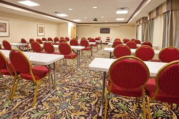 هتل Staybridge Suites Elkhart North, An Ihg
