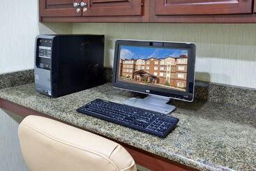 هتل Staybridge Suites Elkhart North, An Ihg