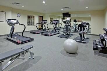 هتل Staybridge Suites Elkhart North, An Ihg