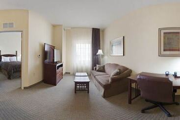 هتل Staybridge Suites Elkhart North, An Ihg