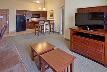 هتل Staybridge Suites Elkhart North, An Ihg