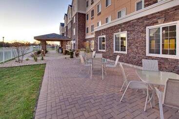 هتل Staybridge Suites Rockford, An Ihg