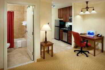 هتل Towneplace Suites By Marriott San Antonio Northwest