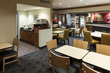هتل Towneplace Suites By Marriott Texarkana