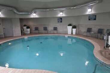 هتل Holiday Inn Express And Suites Oklahoma City Northwest By Ihg