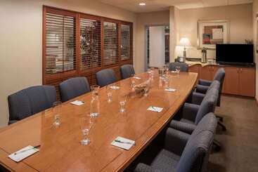 هتل Wingate By Wyndham Spokane Airport