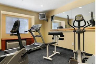 Microtel Inn & Suites Huntsville