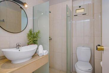 Notos Heights Hotel & Suites