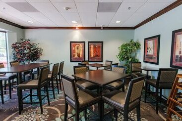 Staybridge Suites Wilmington East, An Ihg