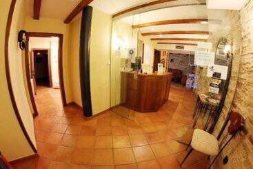 هاستل Alda Casco Antiguo
