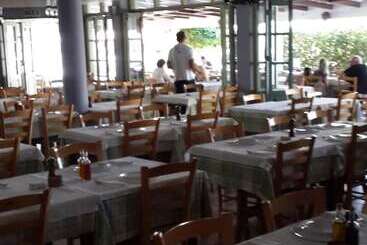 هتل Captain Karas Holidays Apartments